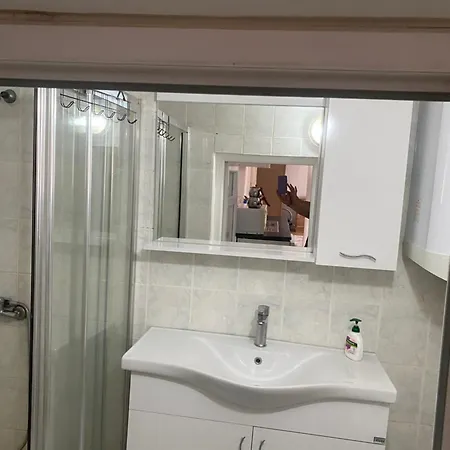 Alacati Carsi Icine 50 Metre Cesme